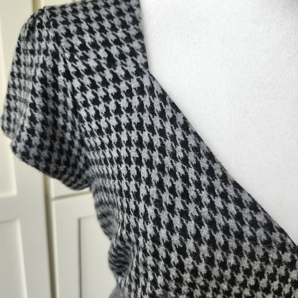 Banana Republic Houndstooth Checkered Dress Black Gray Short Sleeves Medium - Picture 6 of 14